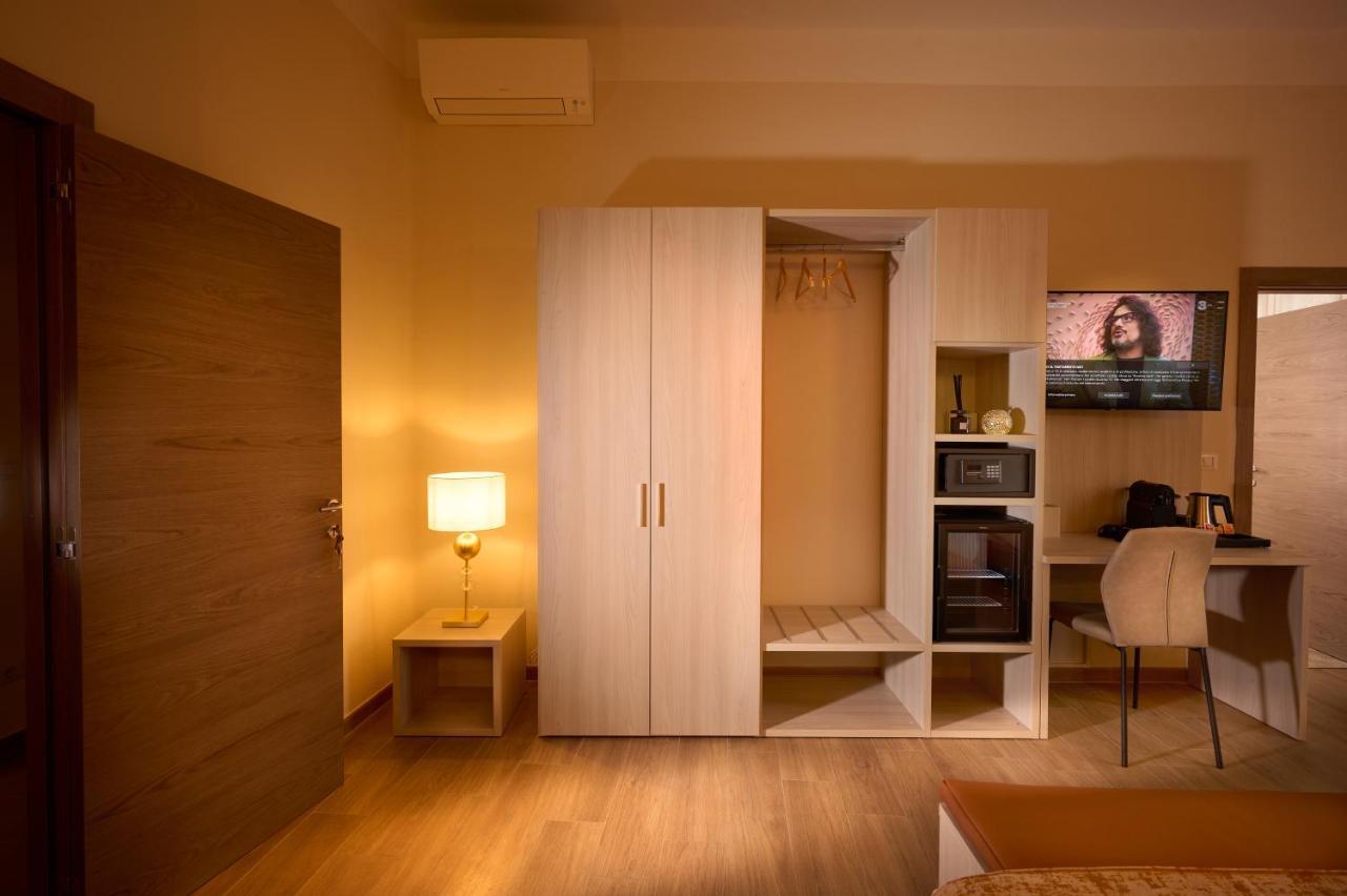 D'Azeglio 62 Luxury Rooms Bolonha Exterior foto